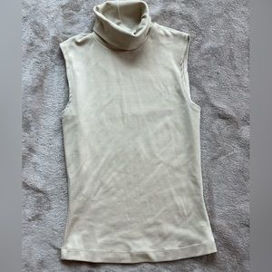 Sleeveless turtleneck vintage shirt